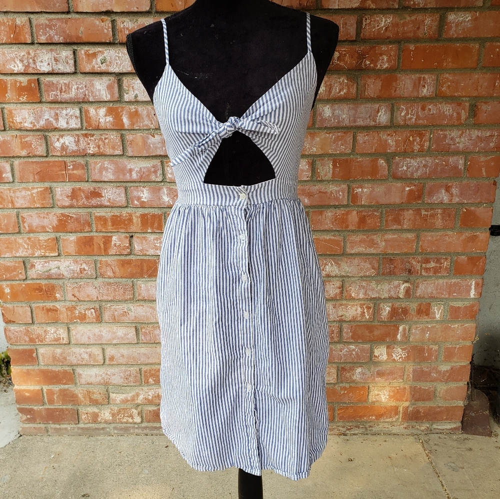 🦋 Pink Lemonade Farmhouse Key Hole Dress
